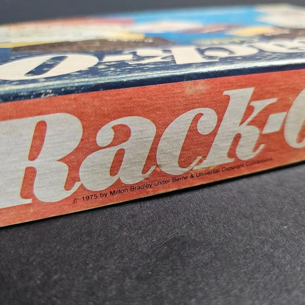 Milton Bradley vintage 1975